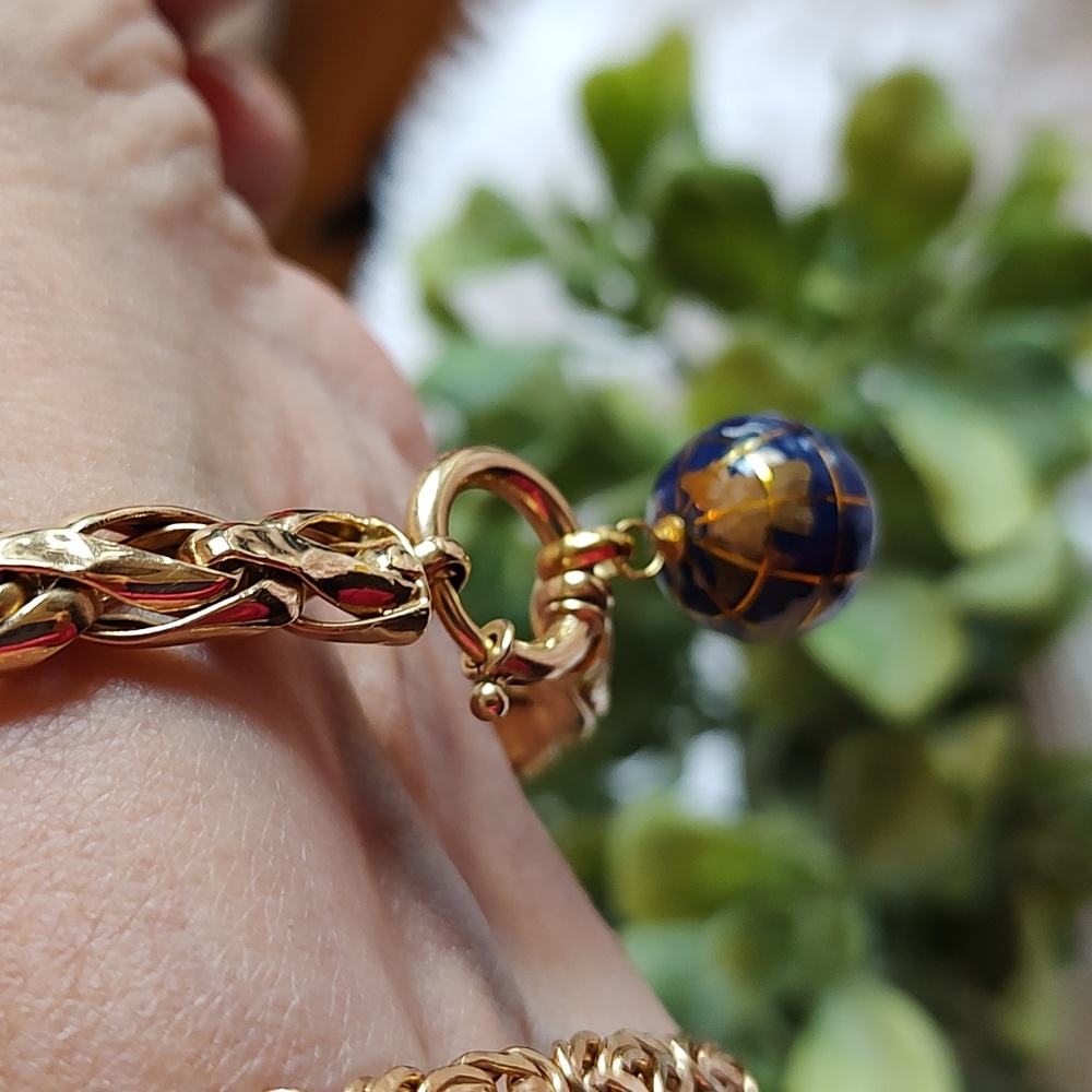 14k Gold and Gemstone pendant and chain. - Picture 5 of 10